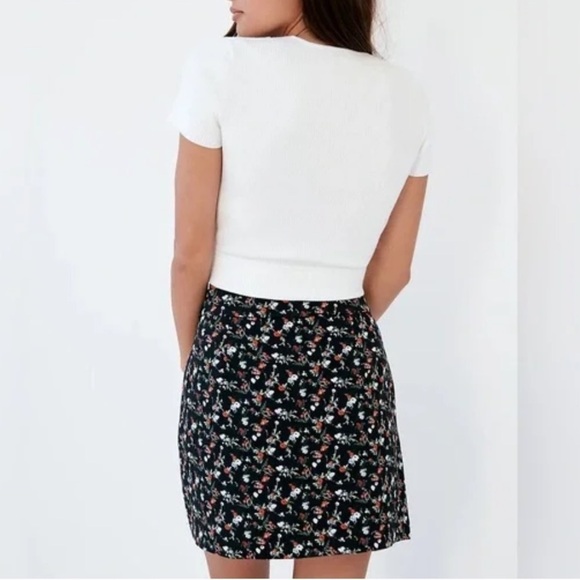 Little Moon Freesia Skirt - Picture 3 of 16